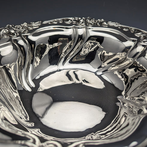 Around 1898 American Antique Sterling Silver Bowl Diameter 30cm 517g Meriden Britannia